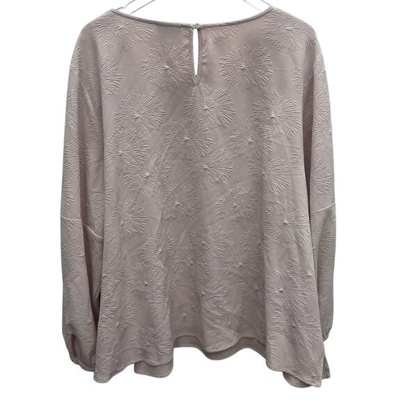 Liz Claiborne Blush Pink Knit Top Dandelion Embossed Button Shoulders Size 3X - Picture 9 of 10